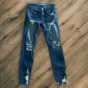 American Eagle Jeans 0. Lightly worn.